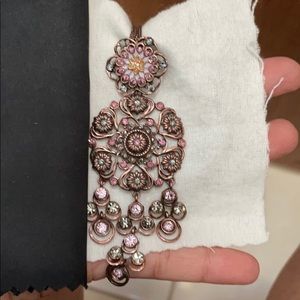 Rose gold Necklace with clear and pink cry…